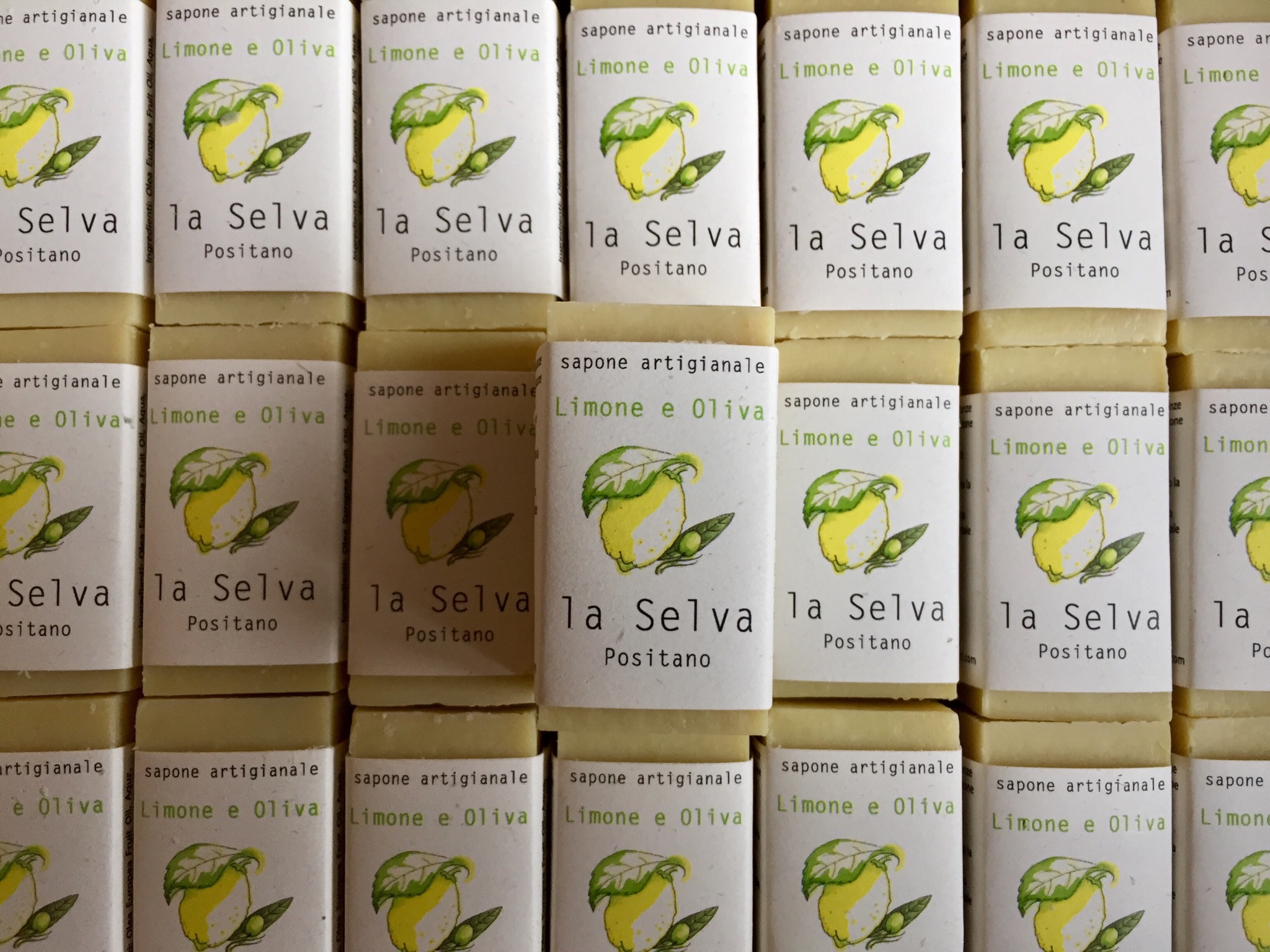 Cosmetici-made-in-Italy-naturali-sapone-solido